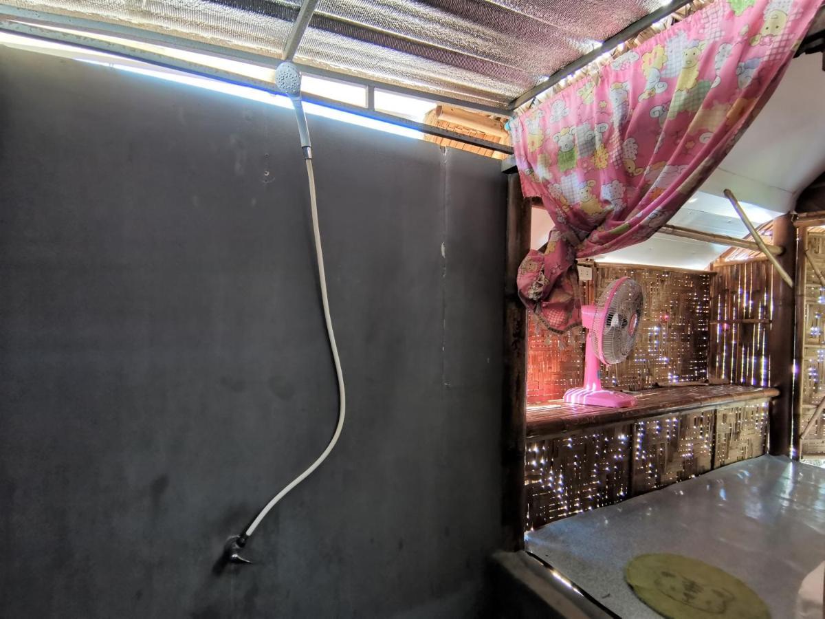 Phuhaya Bamboo Bungalows Ko Lanta エクステリア 写真