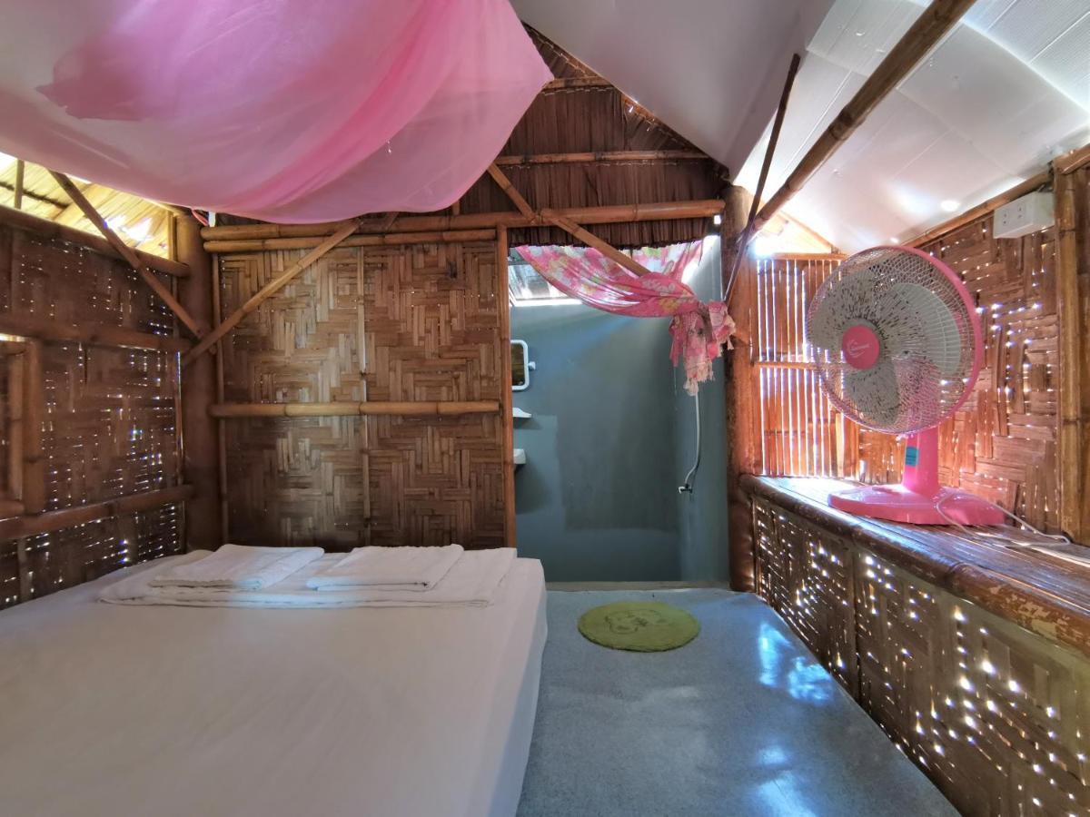 Phuhaya Bamboo Bungalows Ko Lanta エクステリア 写真
