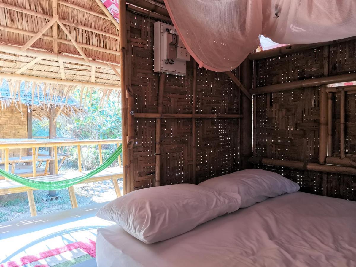 Phuhaya Bamboo Bungalows Ko Lanta エクステリア 写真